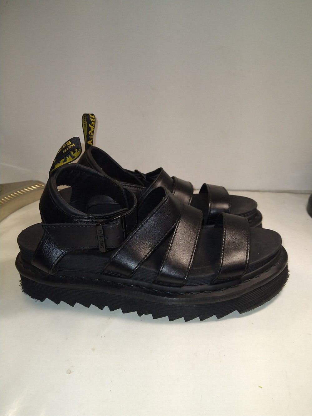 Dr. Martens Blaire Athena Black Leather Strap Sandals Women's sz 9. - Picture 2 of 12